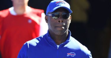 Chargers agree to four year contract with Buffalo Bills interim head coach Anthony Lynn
