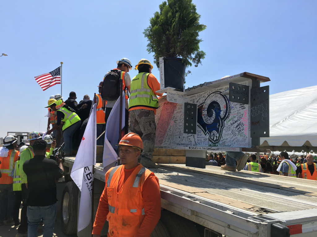 3344 The Rams and Chargers Are Celebrating the Installation of the Highest Beam