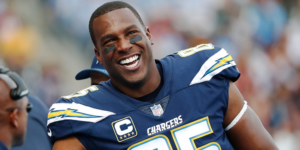 Chargers Re-Sign TE Antonio Gates
