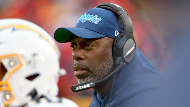 Anthony Lynn Defends His Tyrod Taylor Decision: “Justin Herbert is a Backup For a Reason”