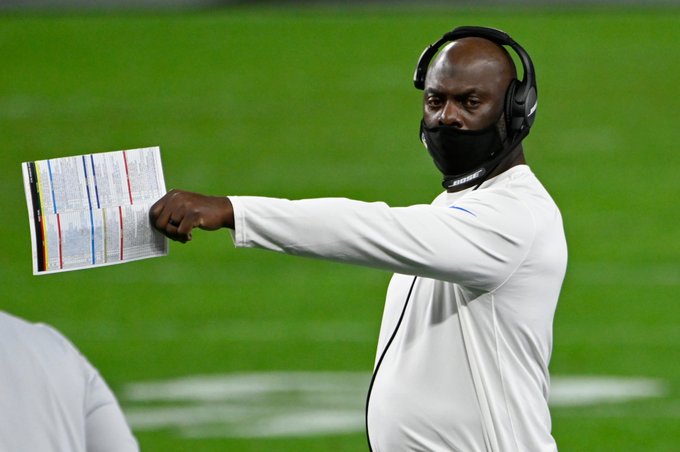 Anthony Lynn Gets Solid Support From Chargers Players