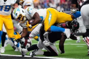 Chargers RB Johnson earning his keep and looks hungry!